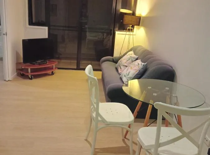 Central One Bedroom Apartment